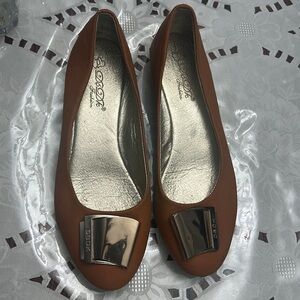DbDk Fashion Size 9 Tan/Neutral Wedges Women's Shoes Pre-Owned Great Condition